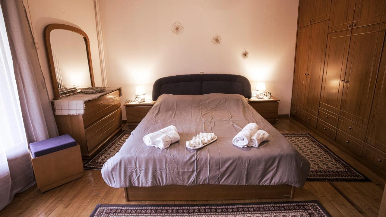 Georgia'S Guesthouse Kastoria Extérieur photo