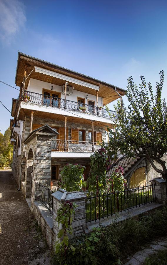 Georgia'S Guesthouse Kastoria Extérieur photo